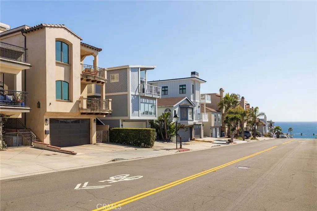 424 Marine Avenue, Manhattan Beach, CA 90266