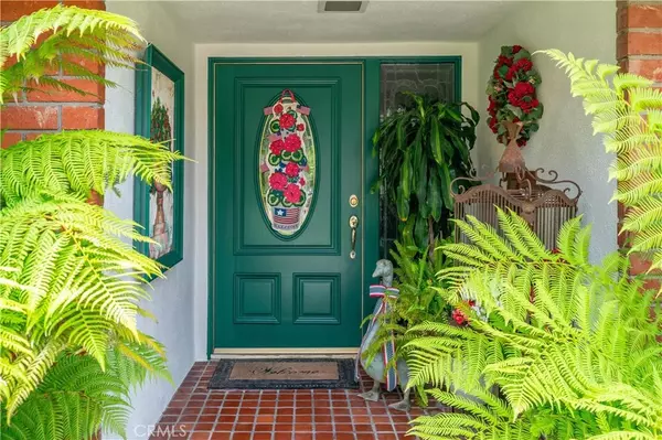 Rancho Palos Verdes, CA 90275,6202 Lochvale Drive