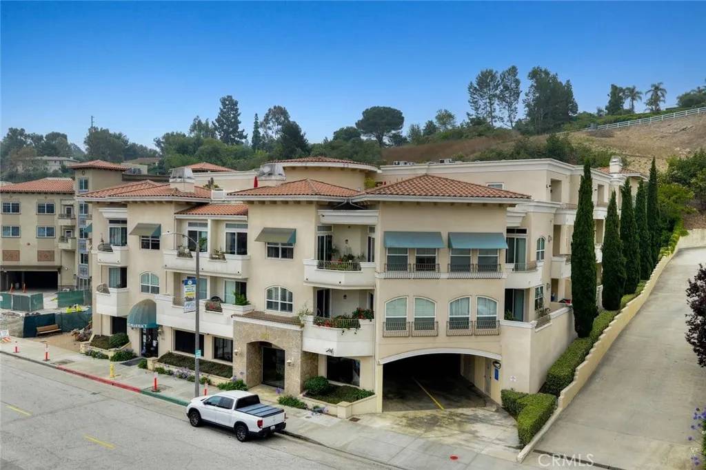 901 Deep Valley Drive #104, Rolling Hills Estates, CA 90274