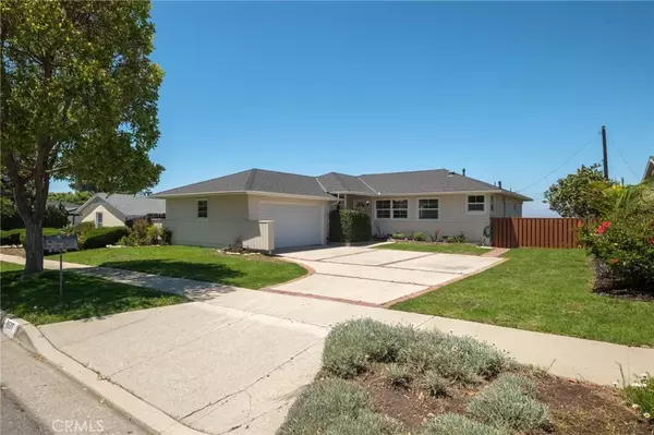 Rancho Palos Verdes, CA 90275,5527 Elmbank Road