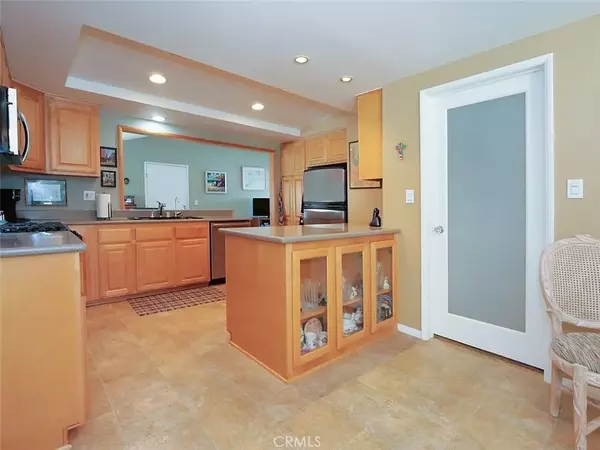 Rancho Palos Verdes, CA 90275,27056 Shorewood Road