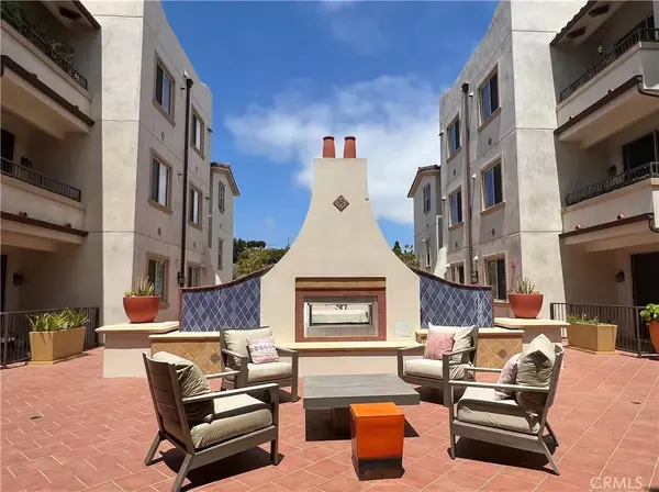 Palos Verdes Peninsula, CA 90274,627 Deep Valley Drive #P612