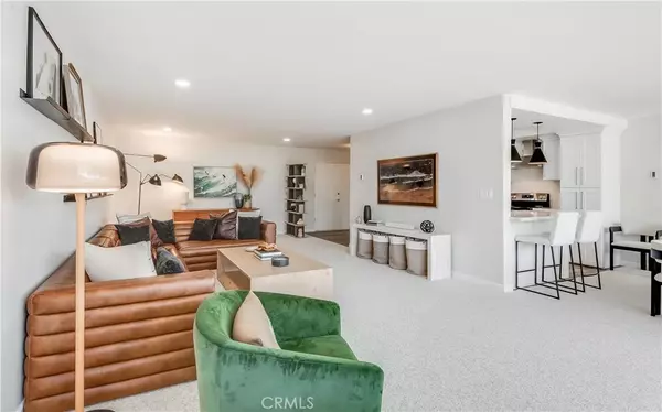 Rancho Palos Verdes, CA 90275,32679 Seagate Drive #208