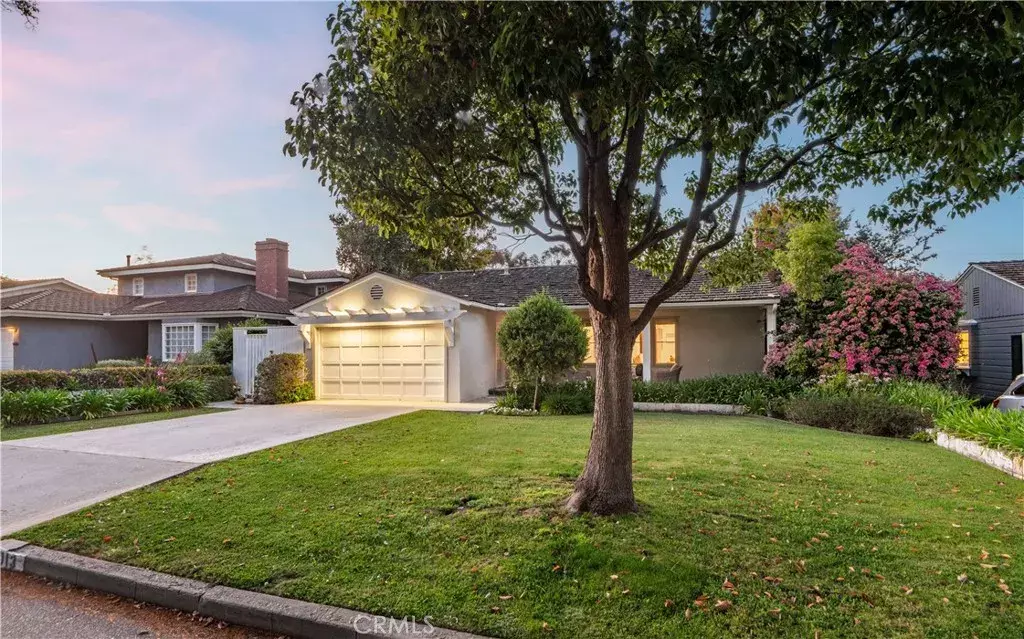 Palos Verdes Estates, CA 90274,4013 Via Nivel