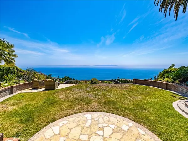 Rancho Palos Verdes, CA 90275,3528 Hightide Drive