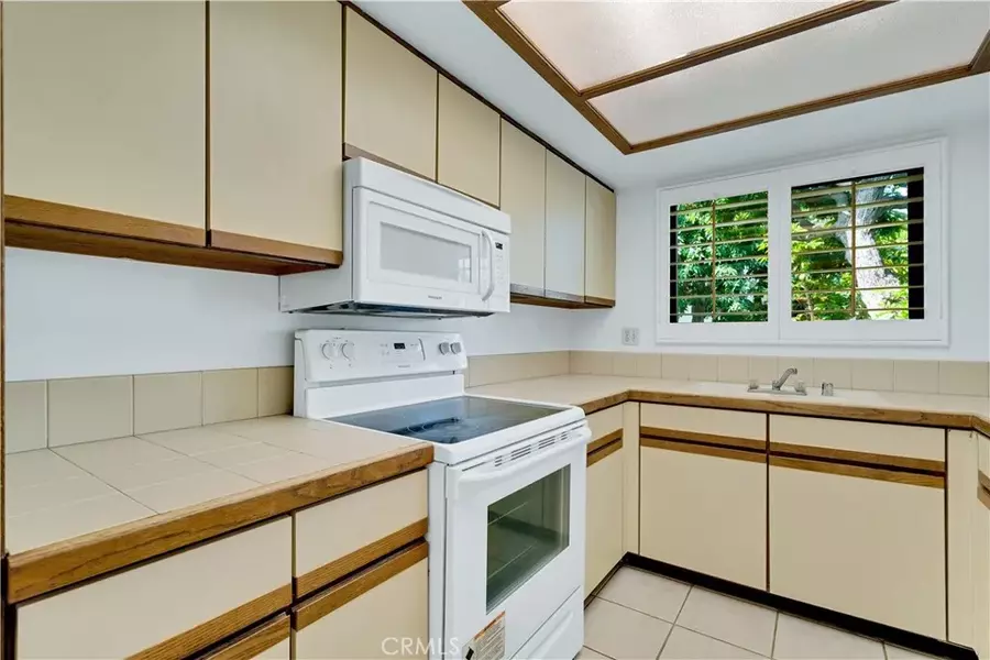 5000 S Centinela Avenue #244, Los Angeles, CA 90066