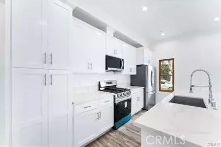 Long Beach, CA 90803,51 Kennebec Avenue #3
