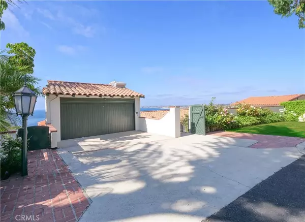 Palos Verdes Estates, CA 90274,529 Palos Verdes Drive West
