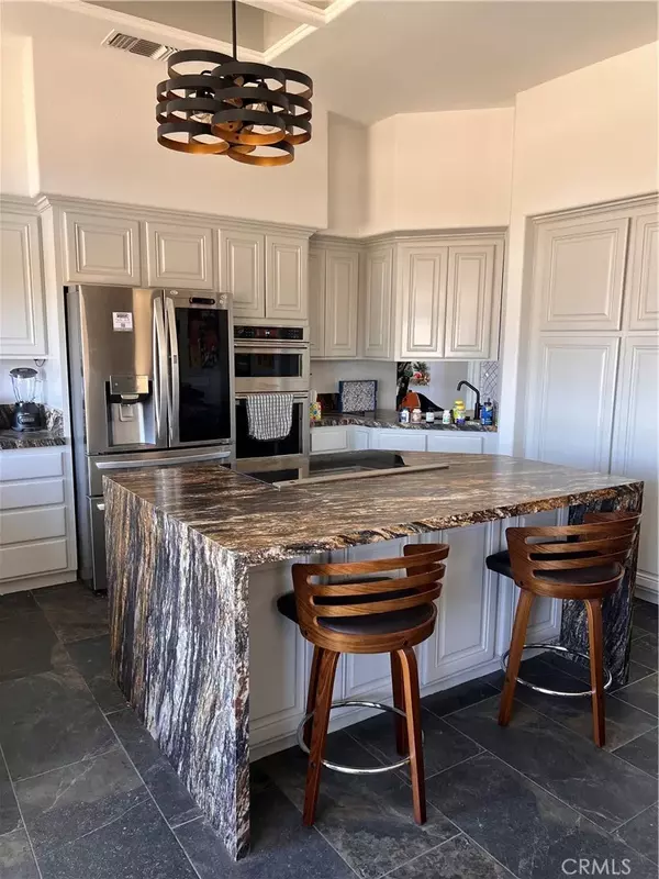 Palm Desert, CA 92211,38217 Grand Oaks Avenue