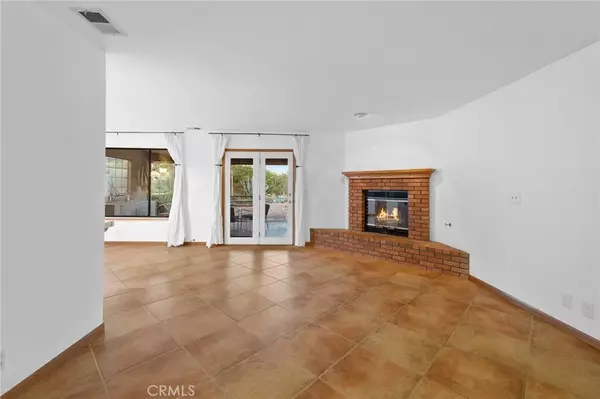 Helendale, CA 92342,26659 Blue Water Road