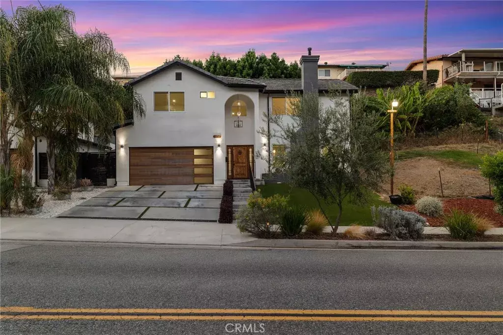 San Pedro, CA 90731,1174 W 6th Street