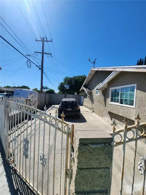 Norwalk, CA 90650,16441 Clarkdale Avenue