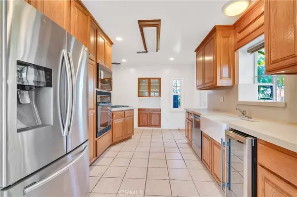 Alhambra, CA 91803,2013 S Palm Ave