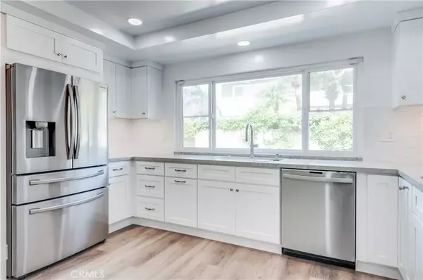 Huntington Beach, CA 92647,15562 Wild Cherry Circle