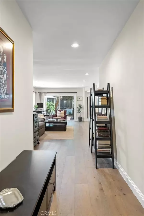 Palos Verdes Estates, CA 90274,1137 via coronel