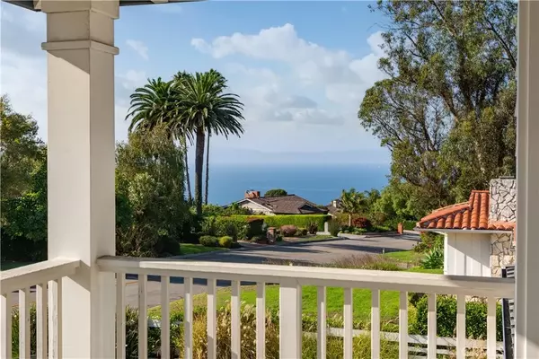 Palos Verdes Estates, CA 90274,1024 Via Nogales