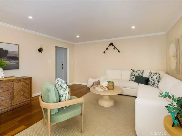 Rancho Palos Verdes, CA 90275,5700 Ravenspur Drive #107