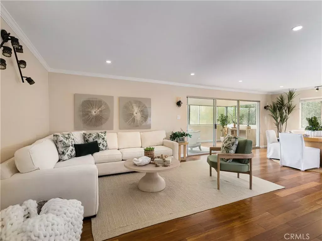 Rancho Palos Verdes, CA 90275,5700 Ravenspur Drive #107