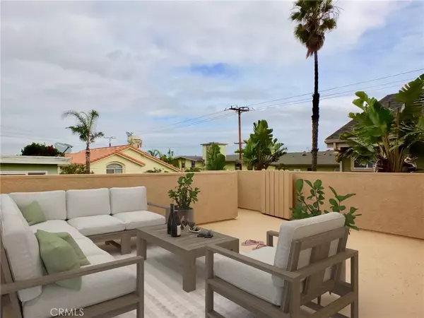 Redondo Beach, CA 90278,2229 Mathews #B