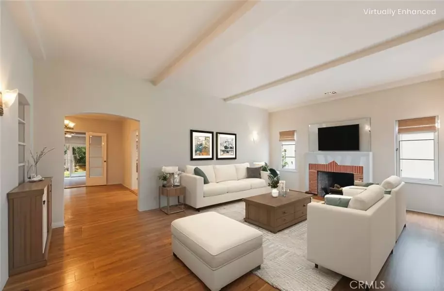 913 Norton Avenue, Glendale, CA 91202