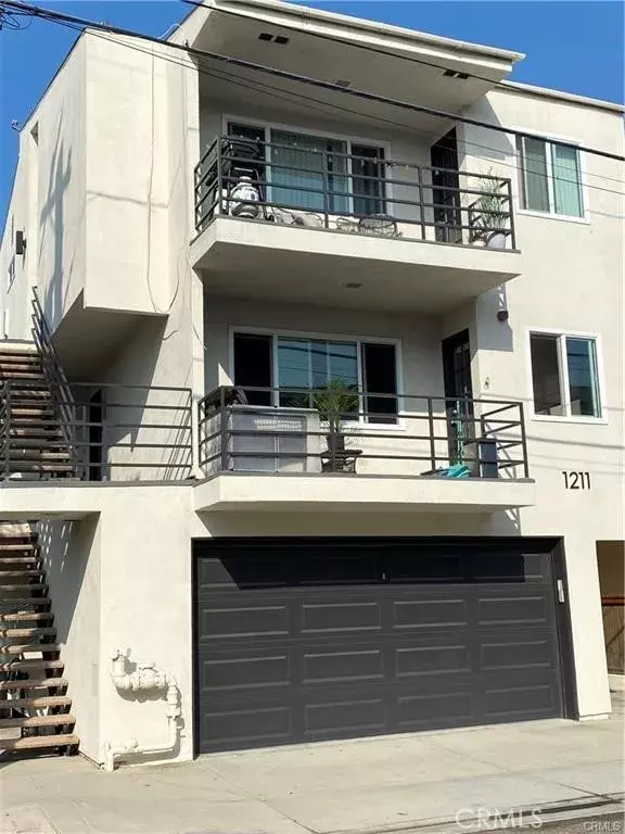 1211 Cypress Avenue #B, Hermosa Beach, CA 90254