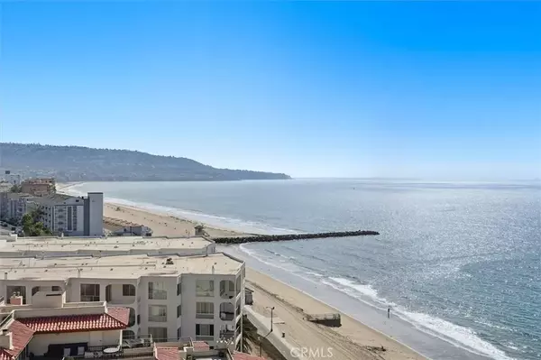 Redondo Beach, CA 90277,531 Esplanade #912