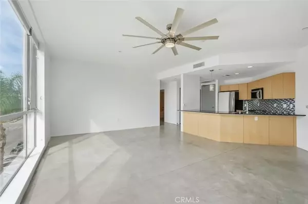 San Pedro, CA 90731,285 W 6th #317
