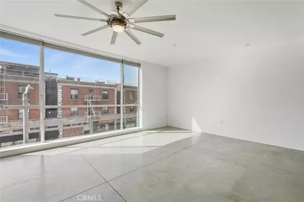 285 W 6th #317, San Pedro, CA 90731