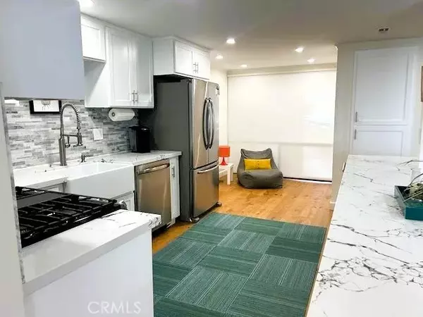 Palos Verdes Estates, CA 90274,2545 Via Campesina #306