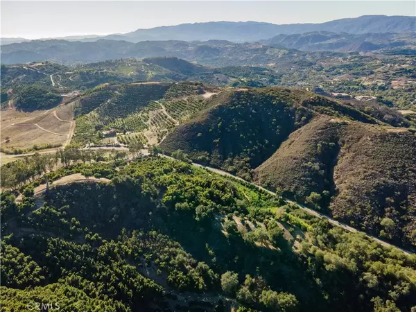 Temecula, CA 92590,0 Calle Jardin & Ave. Tierra