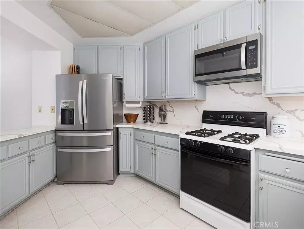 San Pedro, CA 90732,1450 Brett #305