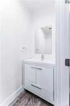 Long Beach, CA 90803,51 Kennebec Avenue