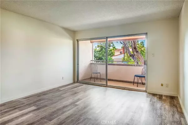 Rancho Palos Verdes, CA 90275,5937 Armaga Spring Road #O