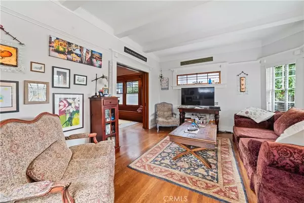 Redondo Beach, CA 90277,220 S Broadway