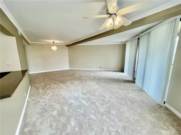 Redondo Beach, CA 90277,120 The Village #208