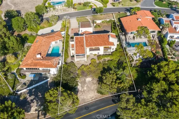 Palos Verdes Estates, CA 90274,2329 Via Olivera