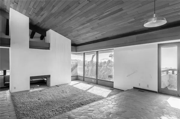 Palos Verdes Estates, CA 90274,2329 Via Olivera