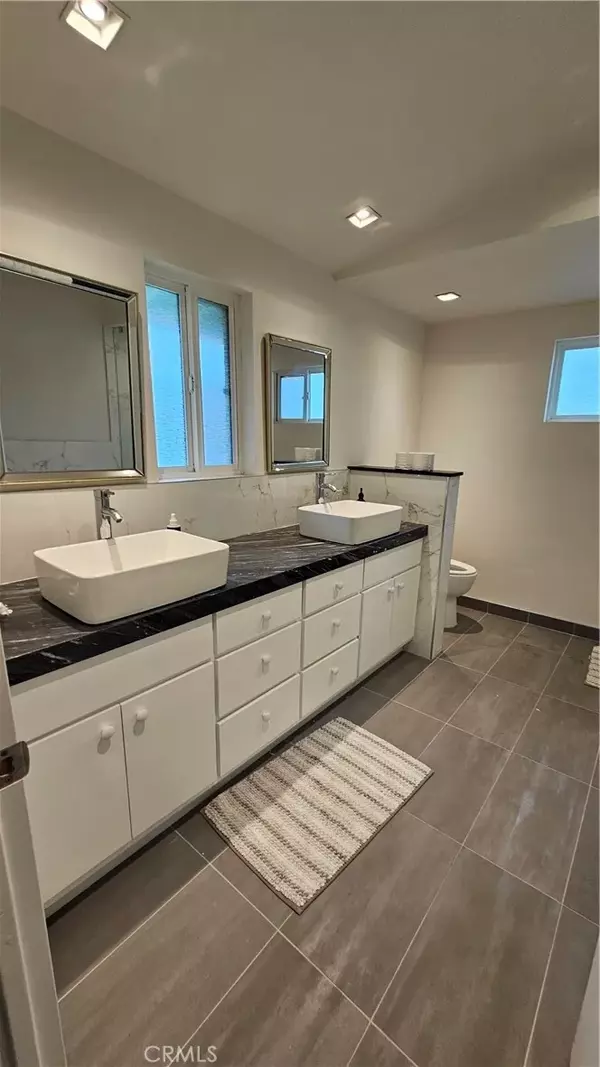 Redondo Beach, CA 90277,449 Paseo De La Playa