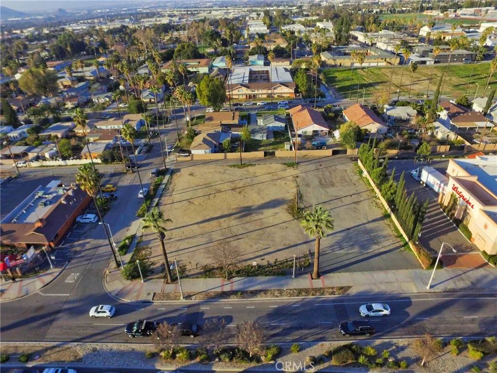 Riverside, CA 92507,1795 University