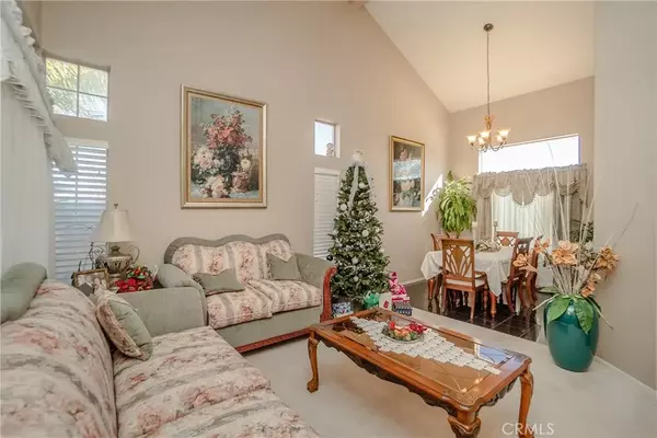 Rialto, CA 92377,3727 Palmetto Ave.