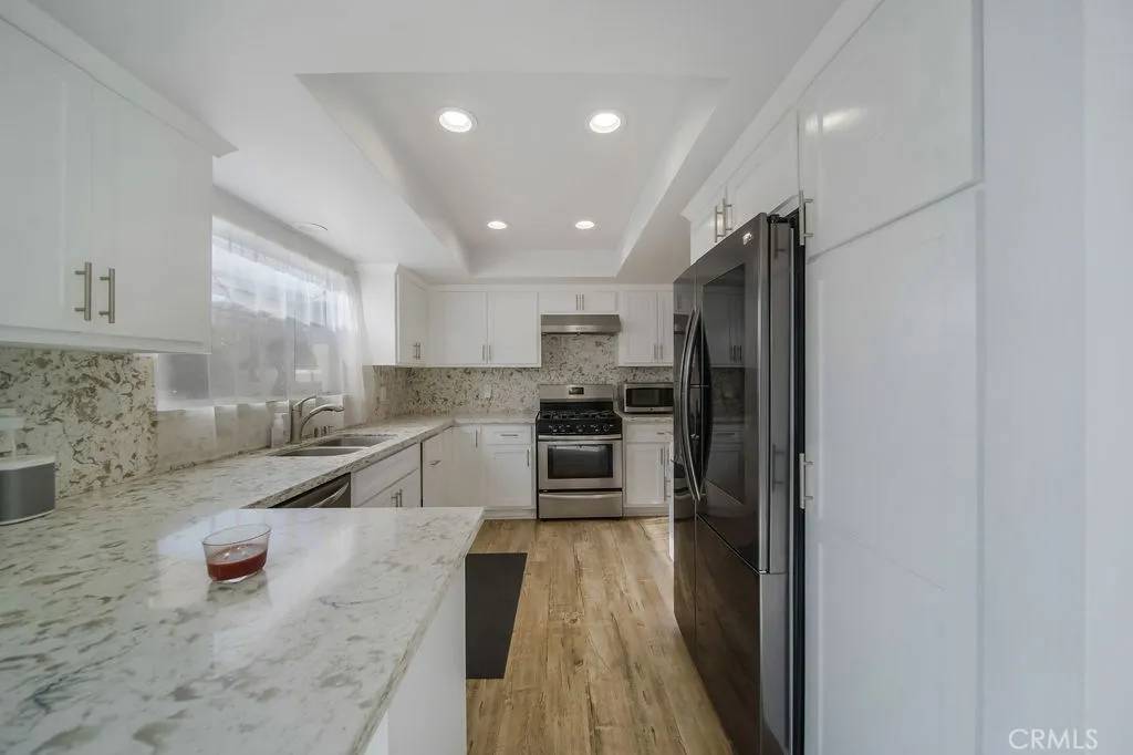 Hawthorne, CA 90250,14211 Ramona Avenue