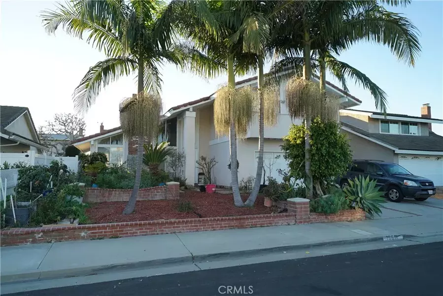 19611 Topeka Lane, Huntington Beach, CA 92646