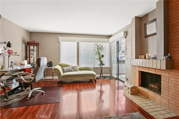 Signal Hill, CA 90755,2504 E Willow Street #210