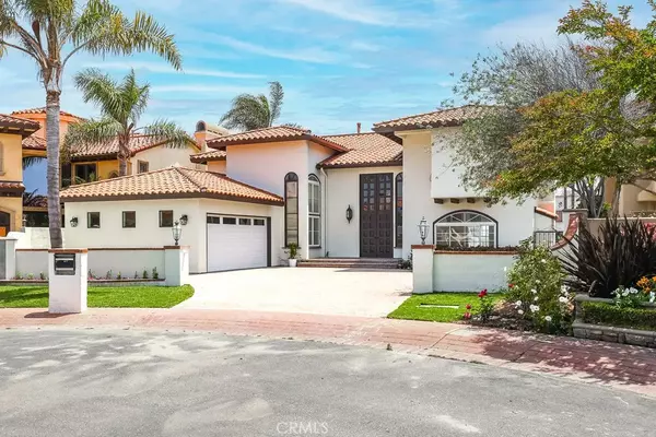 16416 Grimaud Lane, Huntington Beach, CA 92649