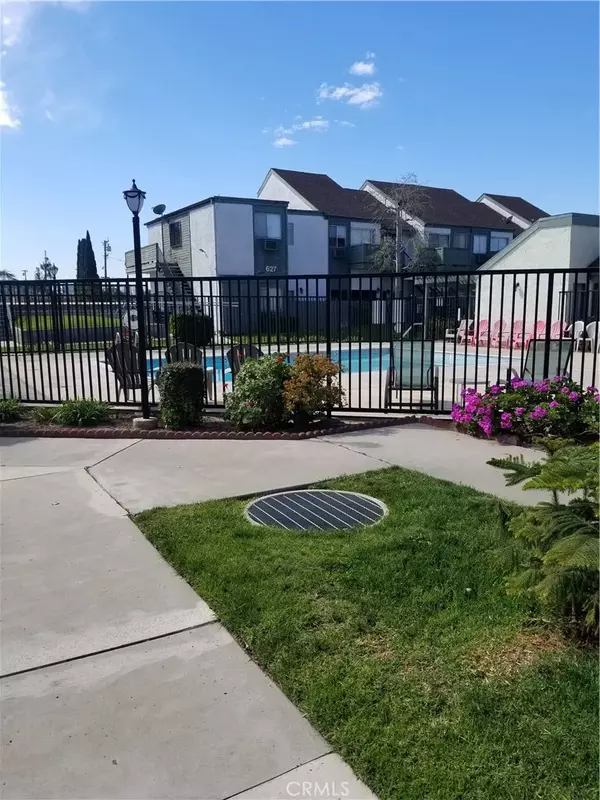 639 N Bristol Street #54, Santa Ana, CA 92703