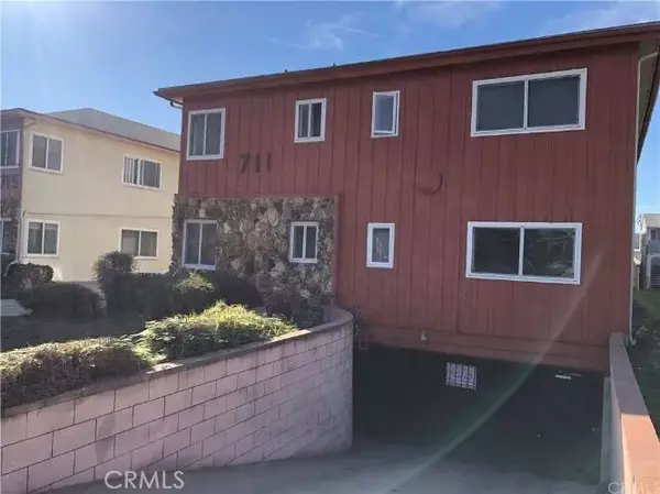 Inglewood, CA 90301,711 Larch Street #4