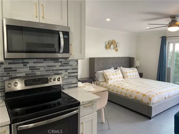 Long Beach, CA 90804,5585 E Pacific Coast Hwy #126
