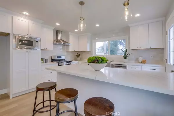 19731 Matsonia Lane, Huntington Beach, CA 92646