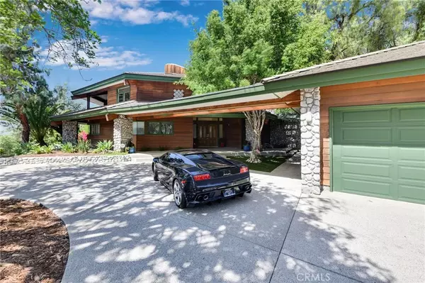 177 S Peralta Hills Drive, Anaheim Hills, CA 92807