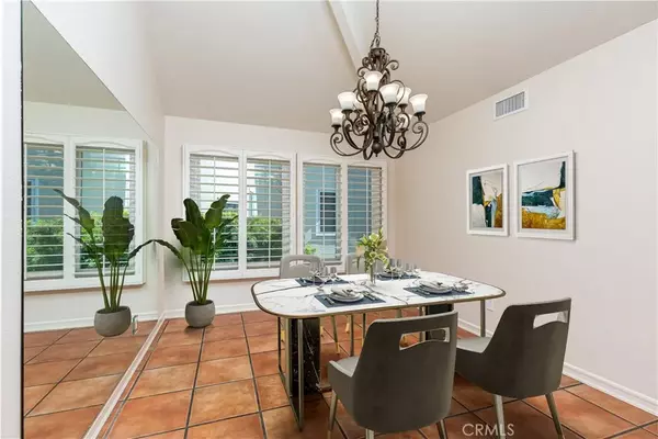 Long Beach, CA 90803,6219 Cordoba Court